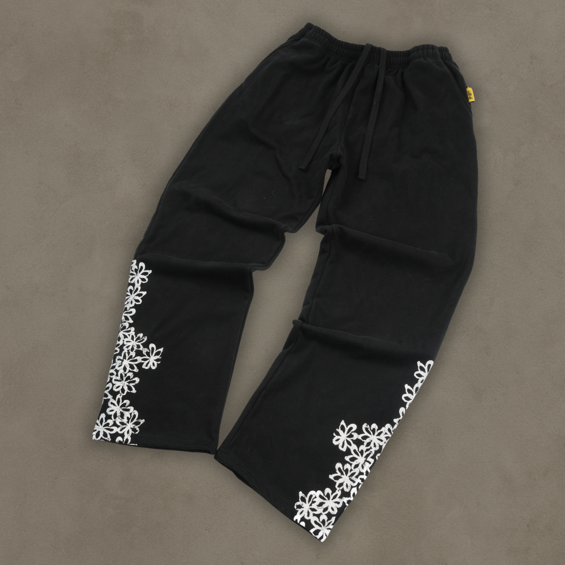FLOWER JOGGER BLACK